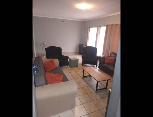 7 BEDROOM HOUSE FOR SALE IN BO-DORP